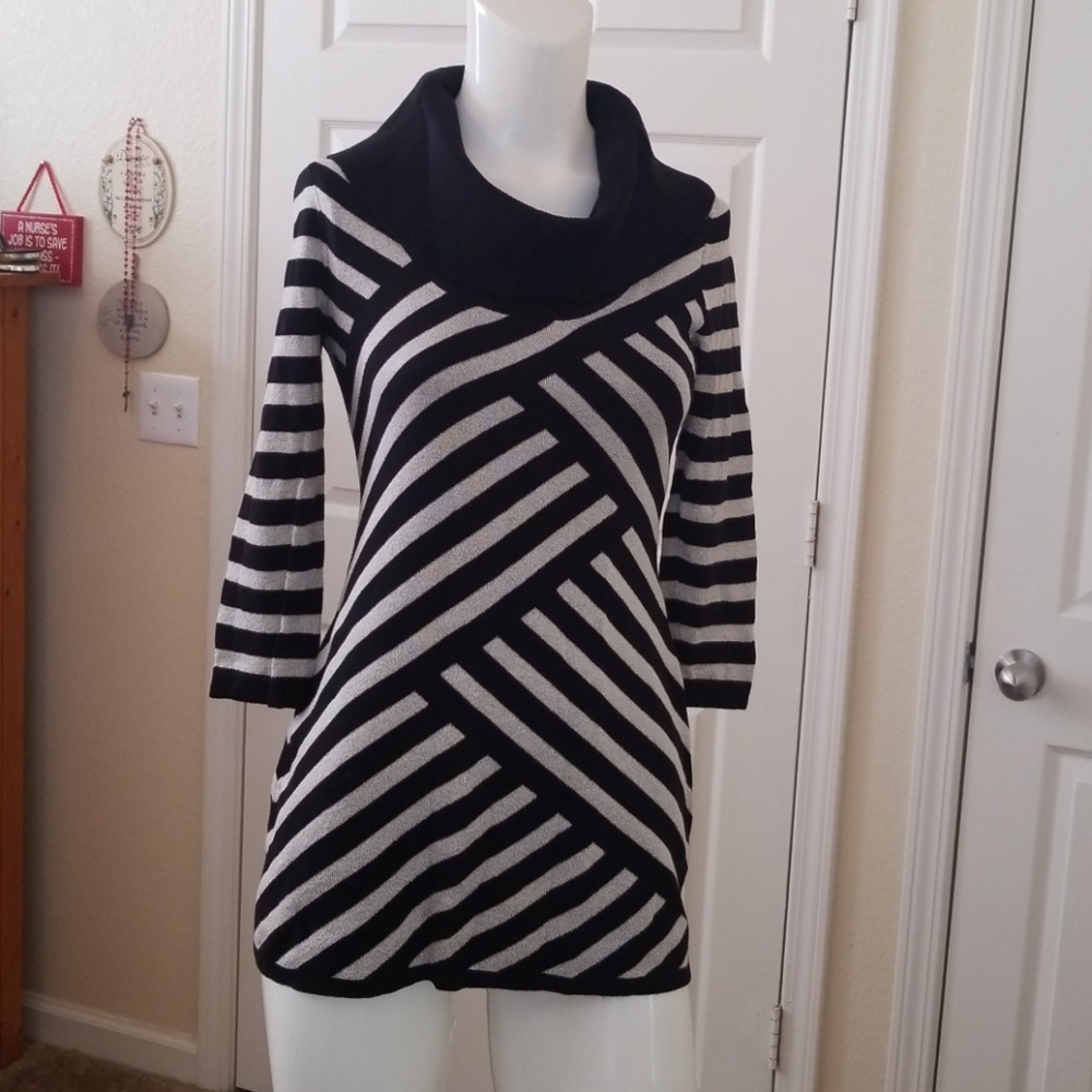 White House Black Market sweater